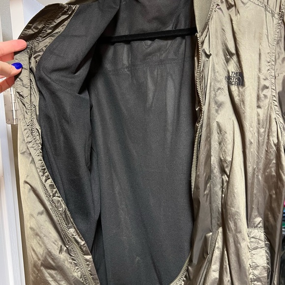 North Face Jacket - Picture 4 of 6